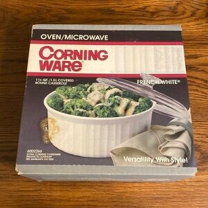 CorningWare Covered Round Casserole Dish
